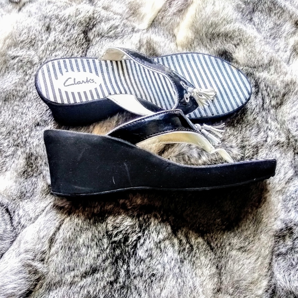 Cute yet comfortable Clark wedge sandals!